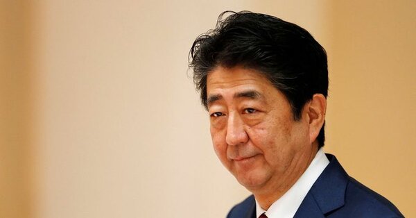 Asesinan a exministro japonés en plena calle