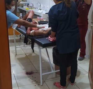 Joven es herido de una puñalada en el brazo al ser atacado en calle – Diario TNPRESS