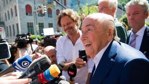La Justicia suiza absuelve a Blatter y Platini