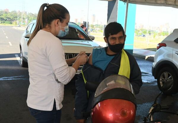 Covid: “Nunca es tarde para iniciar la vacunación” y “domar el virus” - Nacionales - ABC Color