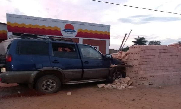 Le agarro un ataque de asma en pleno volante y chocó contra ladrillos y termino falleciendo - OviedoPress