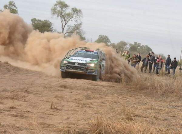 ¡Javier Ugarriza es el nuevo líder de la general en el Rally del Chaco! - ABC Motor 360 - ABC Color