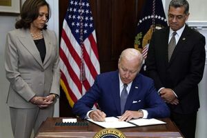 Biden responde a las críticas y da pasos para proteger el acceso al aborto - Mundo - ABC Color