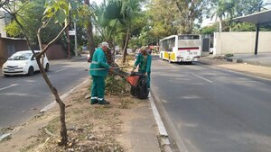 Diario HOY | Despliegan operativo de limpieza en varias avenidas de Asunción