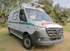 Grupo Condor entregó 30 Mercedes-Benz Sprinter equipadas para ambulancias al IPS