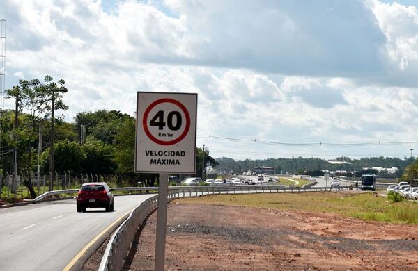 MOPC recuerda velocidades máximas permitidas en rutas y dispone actualización de las señalizaciones