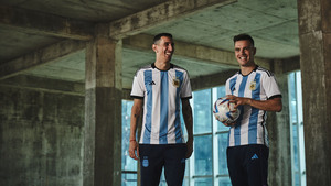 Adidas presentó la camiseta titular de Argentina para Catar 2022 | Deportes | 5Días