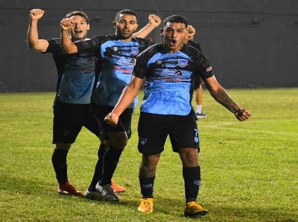 Triunfo de Atyrá FC en el Este - APF