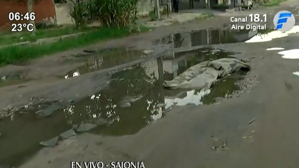 Calamitoso estado de las calles en barrio Sajonia | Noticias Paraguay