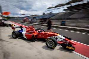 Joshua Duerksen y una primera carrera con altibajos en Hungría