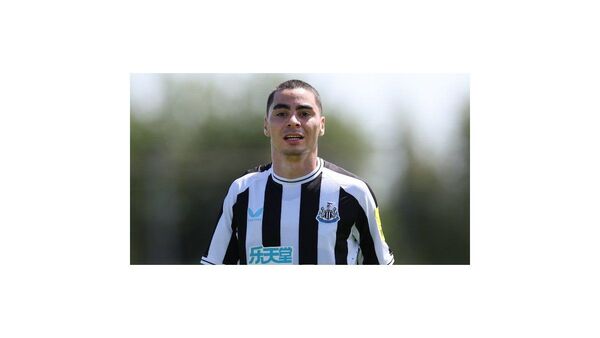 Miguel Almirón marcó un doblete para el Newcastle