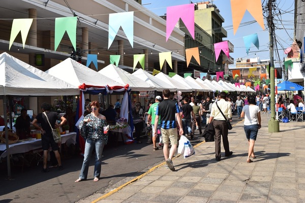 Diario HOY | Palma peatonal para feria de antigüedades