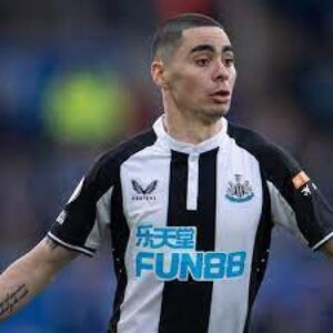 Miguel Almirón marcó un doblete para el Newcastle