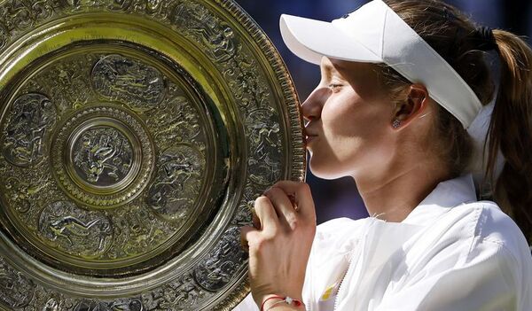 La kazaja Elena Rybakina gana Wimbledon - Tenis - ABC Color