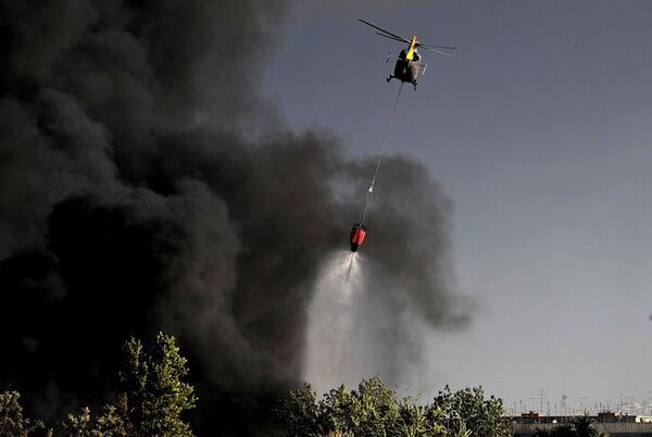 Un gran incendio se extiende en la zona este de Roma - Mundo - ABC Color