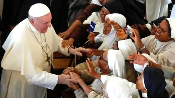 El papa Francisco incluirá a mujeres en los comités que definen el nombramiento de obispos | Ñanduti