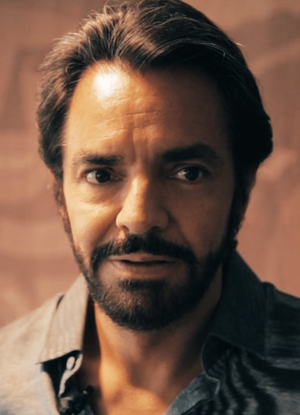 De ecologista a rescatista: Eugenio Derbez es criticado por salvar a perritos callejeros | Ñanduti