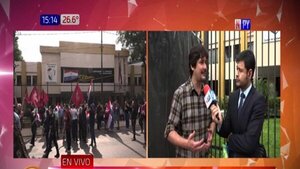 Adeptos de la Concertación se manifiestan frente al TSJE y exigen uso del Padrón Nacional - Paraguaype.com