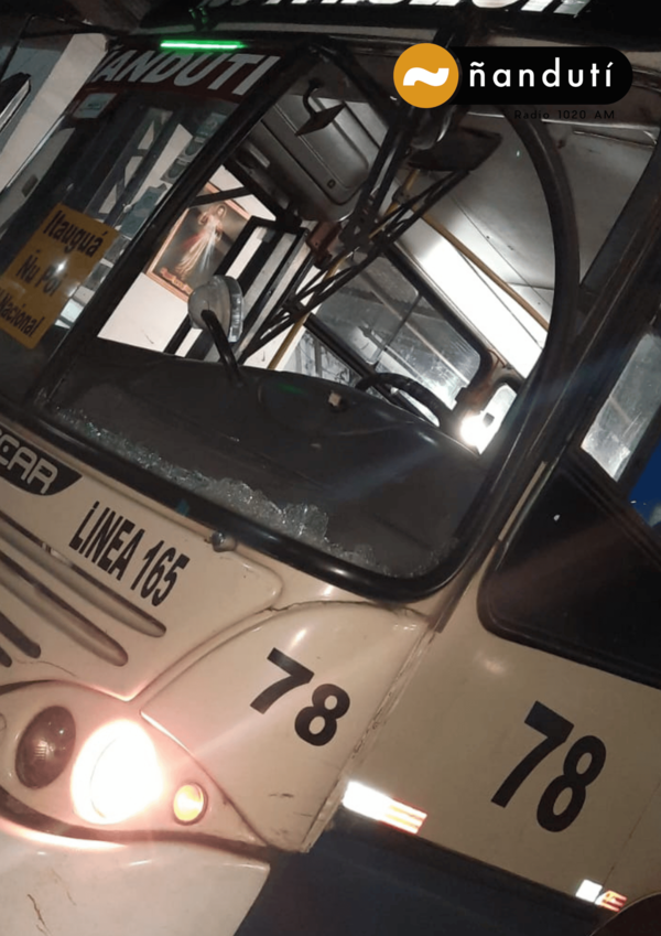 De terror: Atacan bus por conflicto de itinerario | Ñanduti