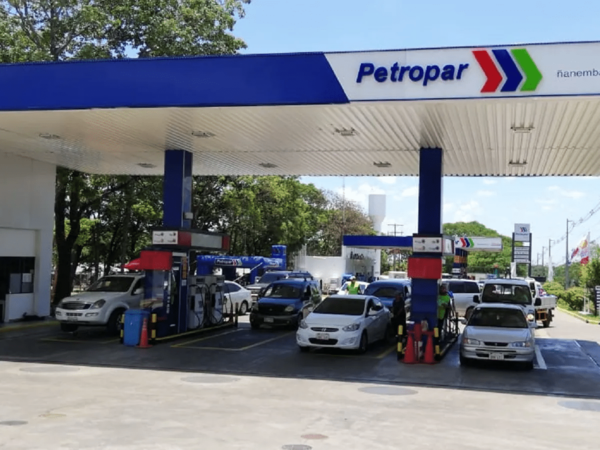 Director de Petropar dice que nueva ley no bajará los precios y tampoco eliminará intermediarios | Ñanduti