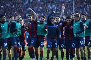 San Lorenzo derrotó a Boca con gol paraguayo | 1000 Noticias