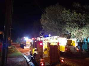 Cortocircuito causa incendio de vivienda en Maria Auxiliadora