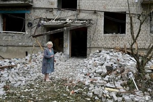 Ucrania: Bombardeos rusos contra edificios residenciales dejan al menos 15 muertos | 1000 Noticias
