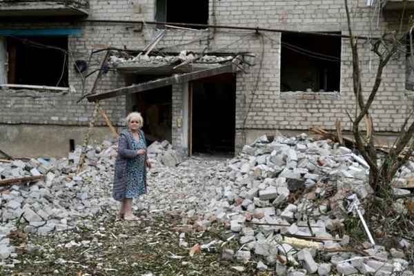 Ucrania: Bombardeos rusos contra edificios residenciales dejan al menos 15 muertos | 1000 Noticias