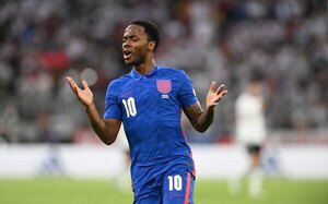 Acuerdo entre Chelsea y Manchester City por Raheem Sterling
