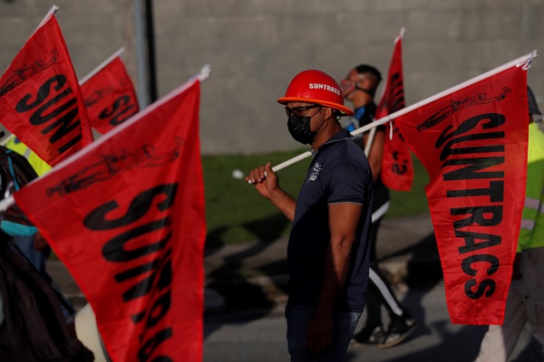 El poderoso sindicato de la construcción a huelga de "advertencia" en Panamá - MarketData