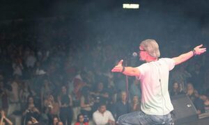 Valió la pena la espera: La Expo volvió a Mariano Roque Alonso y Machito Ponce, como el Retrovisor completaron la mega fiesta