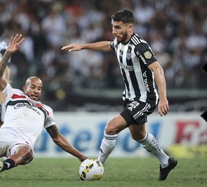 El líder no pudo con el colista en el Brasileirão - Fútbol - ABC Color