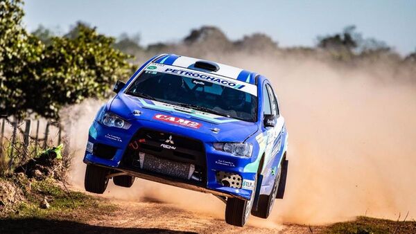 Team Petrochaco, desafiando el Transchaco Rally 2022