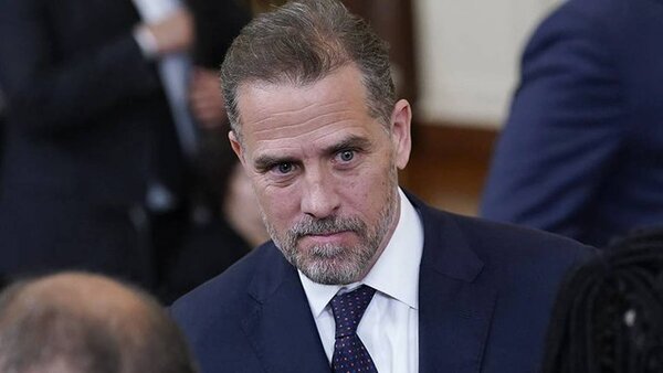 ¡Escándalo! Difunden video donde hijo de presidente yanqui pesa drogas