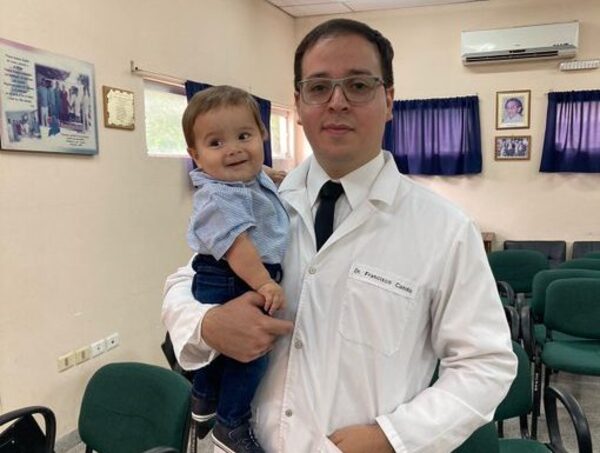 Salud iniciará trámites para lograr que un niño se conecte a un corazón artificial · Radio Monumental 1080 AM