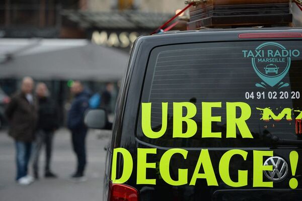 Los sindicatos europeos piden al PE una investigación sobre tácticas de Uber - Mundo - ABC Color
