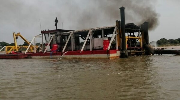 Marinero muere ahogado y otro se encuentra desaparecido en zona del Puerto Guyratî - Noticiero Paraguay