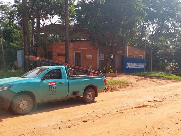 ANDE interviene minera de oro en Paso Yobai por conexión fraudulenta - Nacionales - ABC Color