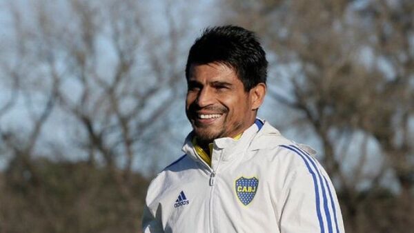 Boca Juniors ratifica a Hugo Ibarra hasta fin de año