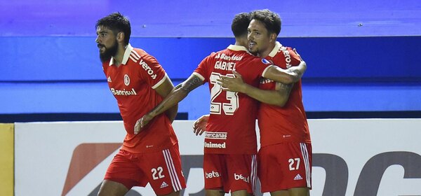 El futbolista brasileño que podría jugar en la Albirroja