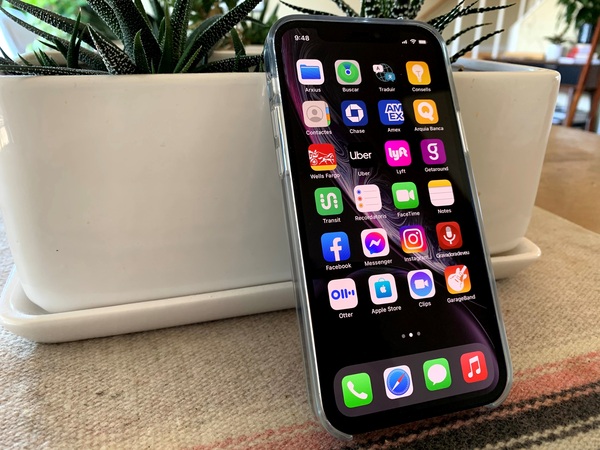 Un juzgado prohíbe la venta de iPhones e iPads con tecnología 5G en Colombia - MarketData