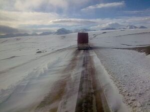 Camioneros varados: los sacrificios para cruzar la Cordillera de los Andes - Nacionales - ABC Color