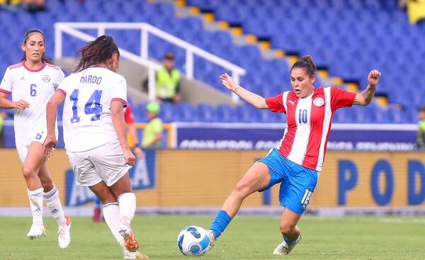 Crónica / "Tenemos aún un camino muy difícil", tiró el DT de la Albirroja femenina