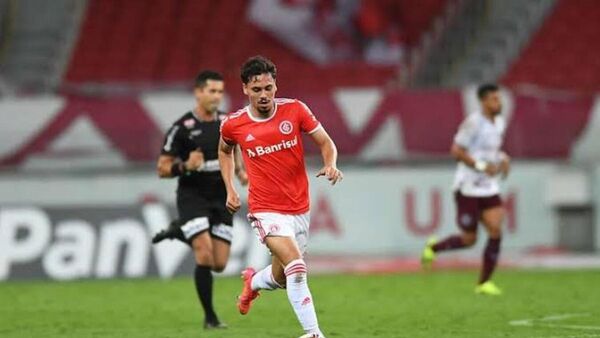 Albirroja: cranean nacionalizar a jugador brasileño, afirman
