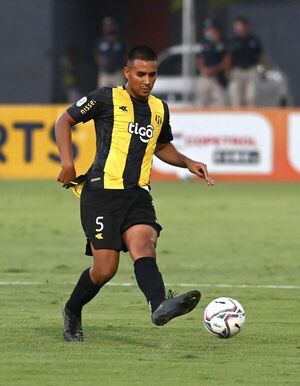 Roberto, de Guaraní al Dinamo Moscú - Fútbol - ABC Color