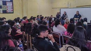 Víctimas de violación revelan casos tras charla preventiva de la Codeni