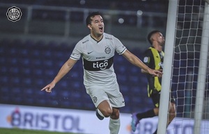 Diario HOY | Camacho deja Olimpia y negocia su retorno a Guaraní 