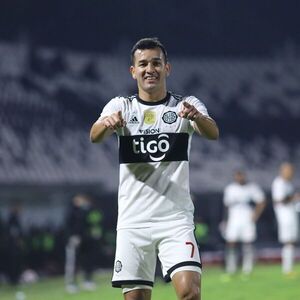 Néstor Camacho confirma su salida del Club Olimpia