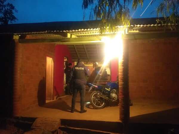 Allanan vivienda y hombre huye desnudo en San Pedro del Paraná