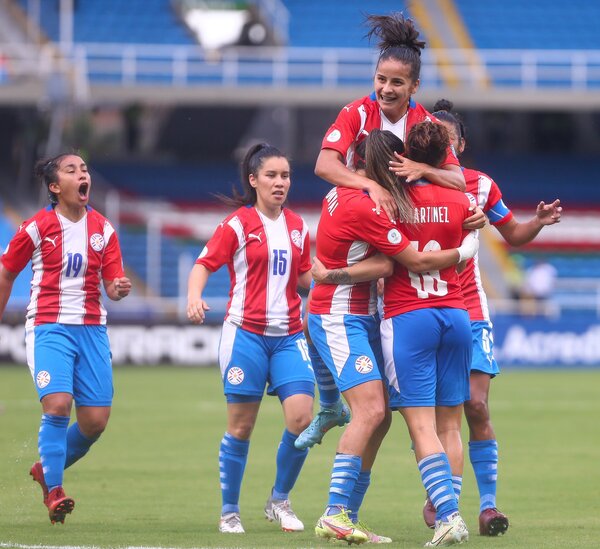Paraguay supera a Chile y se mantiene en la pelea por un lugar en el Mundial | OnLivePy